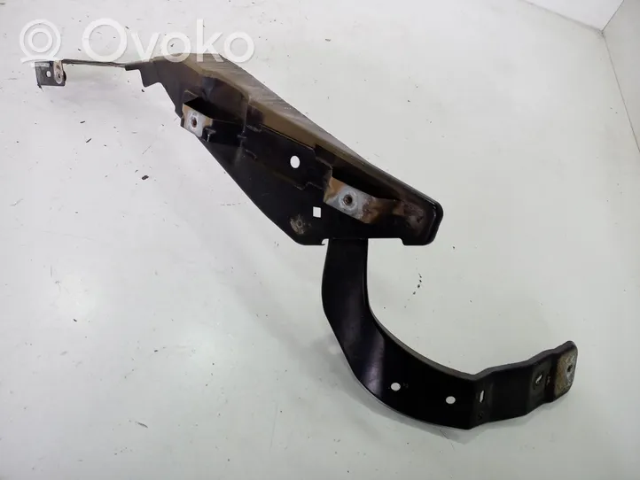 Citroen C4 II Picasso Uchwyt / Mocowanie błotnika przedniego 9801669580