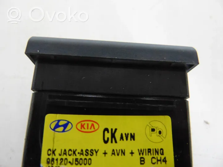 KIA Stinger Connettore plug in AUX 96120-J5000