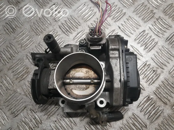 Volkswagen Bora Zawór przepustnicy 06A133064H