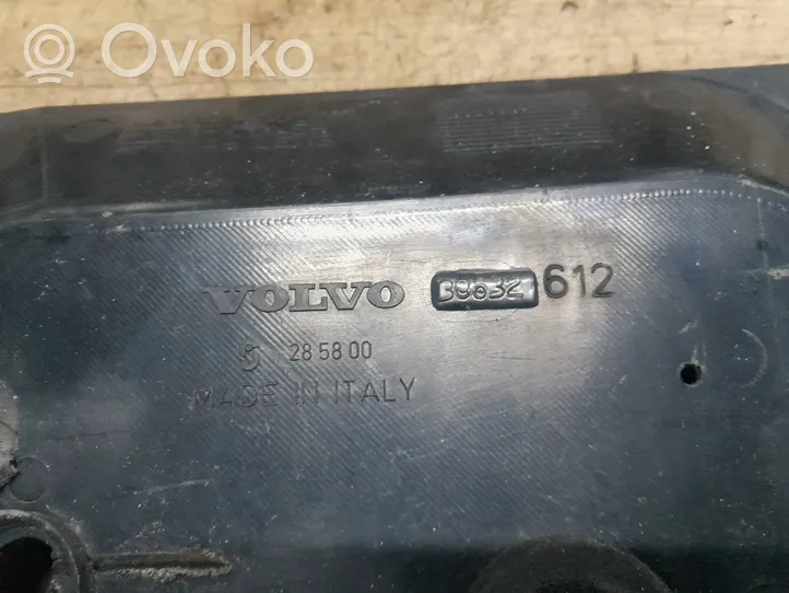 Volvo S40, V40 Takaluukun takavalot 30632612