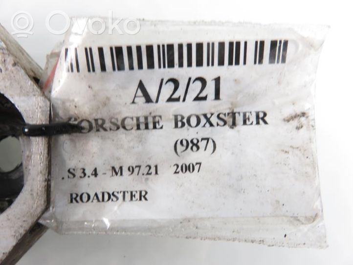 Porsche Boxster 987 Tubo flessibile del liquido di raffreddamento del motore 