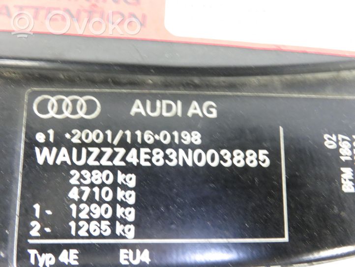 Audi A8 S8 D3 4E Staffa del pannello di supporto del radiatore 