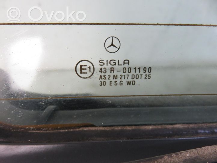 Mercedes-Benz E W124 Tylna klapa bagażnika 