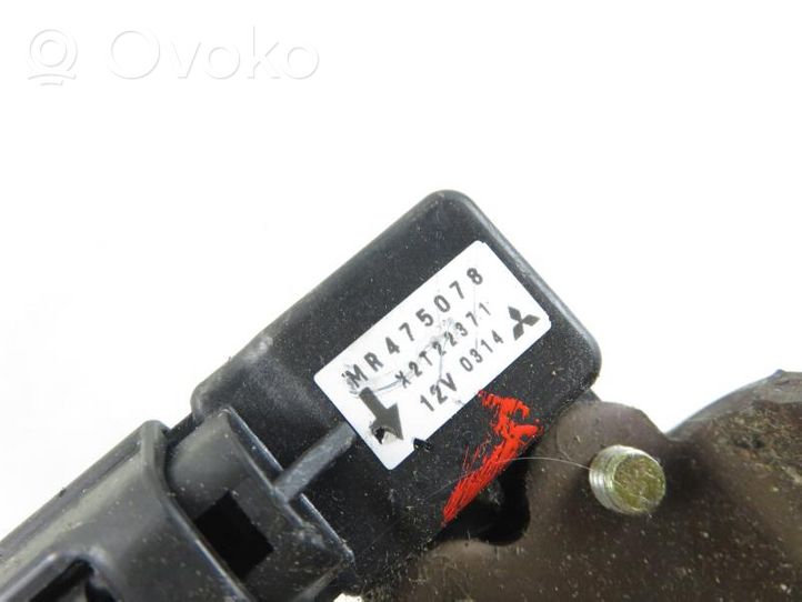 Mitsubishi Space Wagon Leva del freno a mano/freno di stazionamento X2T22371