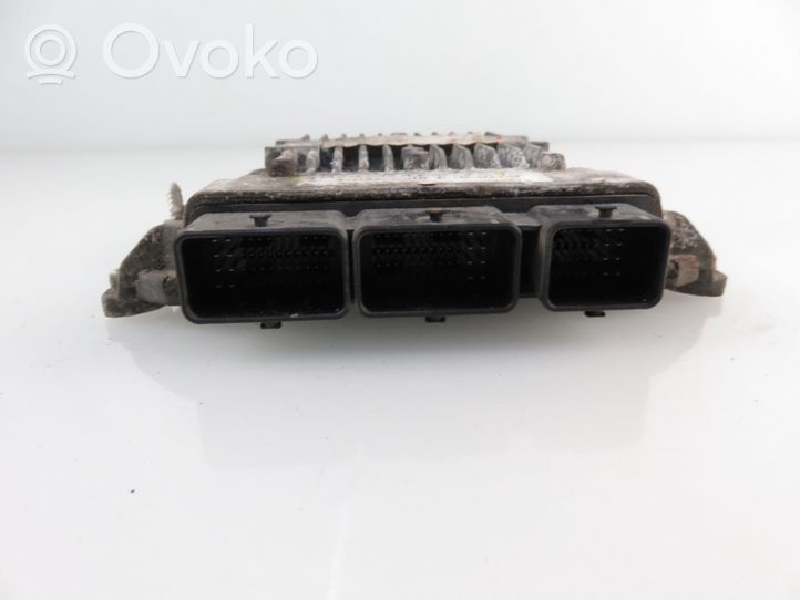 Ford Focus C-MAX Sterownik / Moduł ECU 