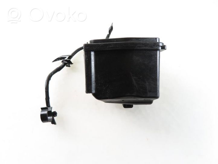 Ford Focus Fuel filter housing 