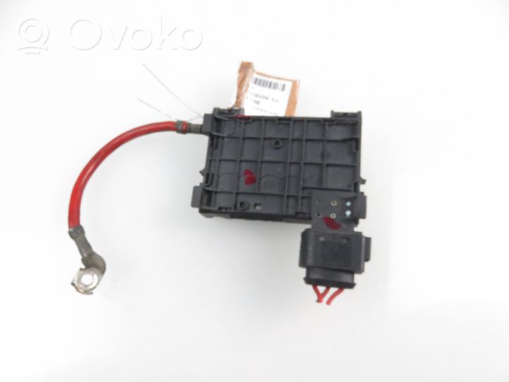 Volkswagen Golf IV Battery relay fuse 