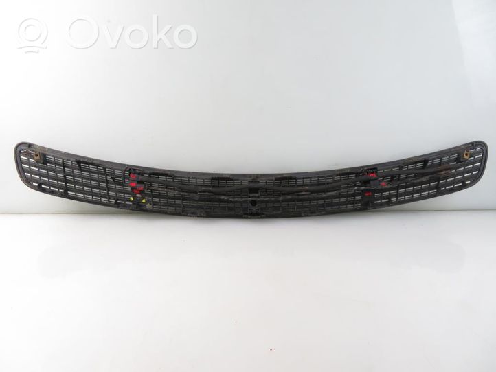 Mercedes-Benz E AMG W211 Grille calandre de capot 