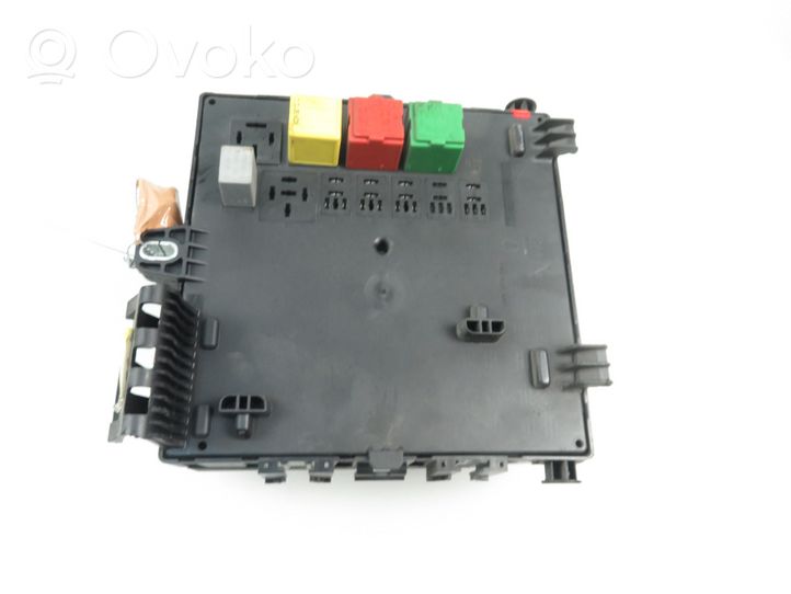 Opel Vectra C Central body control module 13189923