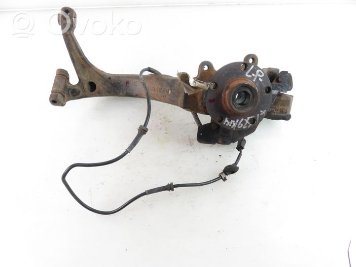 Audi A4 S4 B5 8D Fuso a snodo con mozzo ruota anteriore 