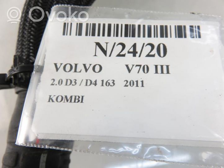 Volvo V70 Tubo flessibile del liquido di raffreddamento del motore 