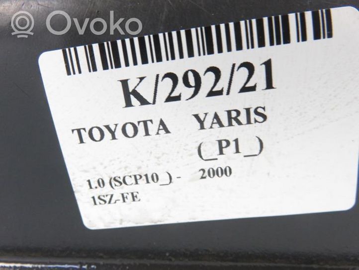 Toyota Yaris Zderzak tylny 