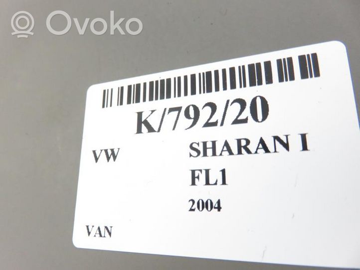 Volkswagen Sharan Takaistuin 