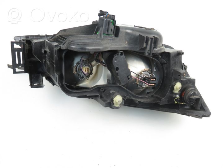 Ford Mondeo Mk III Lampa przednia 