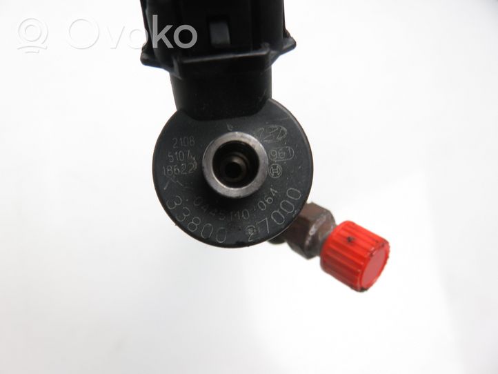 Hyundai Trajet Fuel injector 0445110064