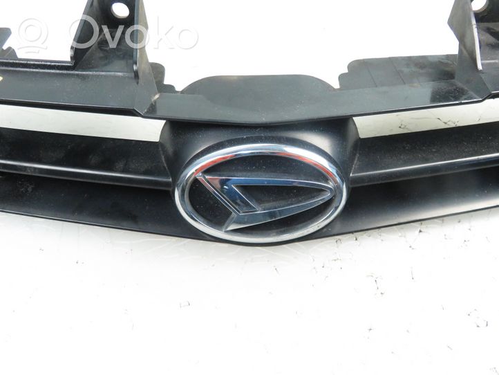 Daihatsu YRV Front grill 