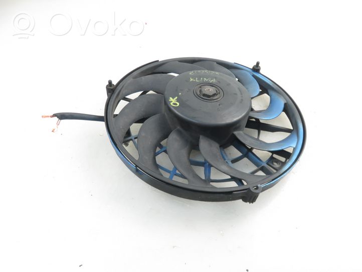 Opel Corsa B Ventilateur, condenseur de climatisation 3135105899