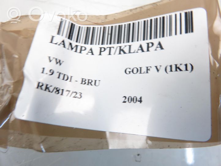 Volkswagen Golf V Lampa tylna 