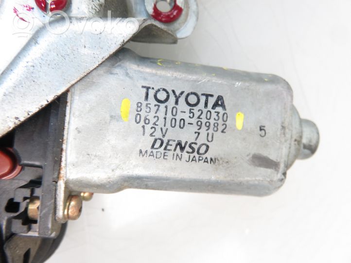 Toyota Yaris Regulador de puerta delantera con motor 