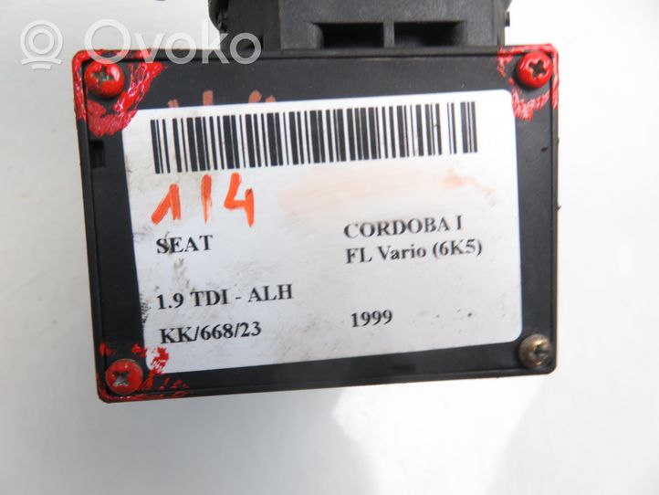 Seat Cordoba (6K) Pompa a vuoto chiusura centralizzata 
