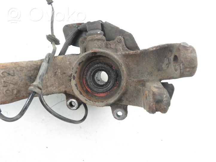 Audi A4 S4 B5 8D Fuso a snodo con mozzo ruota anteriore 