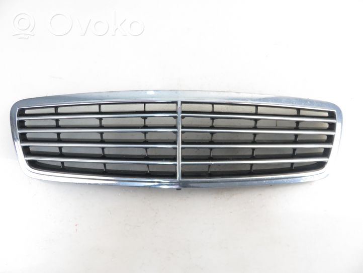 Mercedes-Benz C AMG W203 Atrapa chłodnicy / Grill 