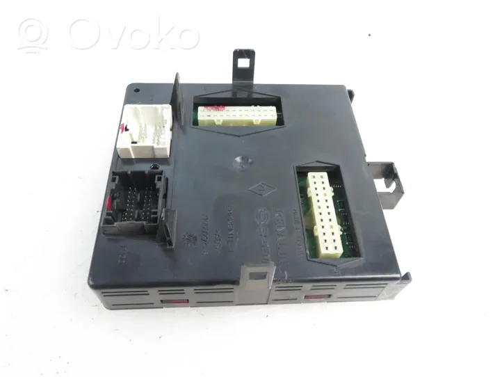 Renault Laguna II Module confort 8200500343