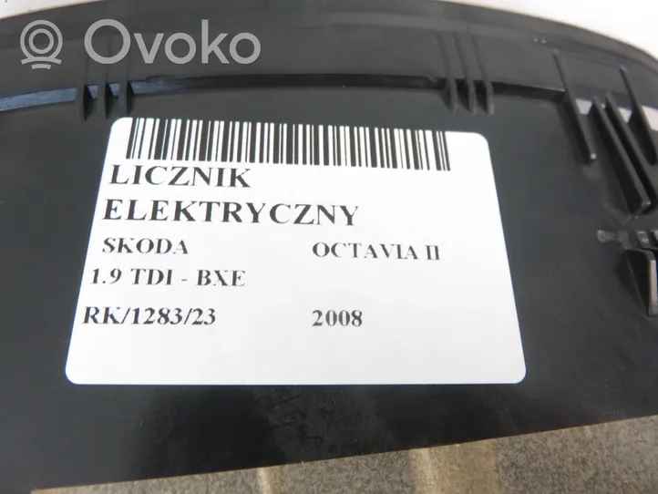 Skoda Octavia Mk2 (1Z) Licznik / Prędkościomierz 