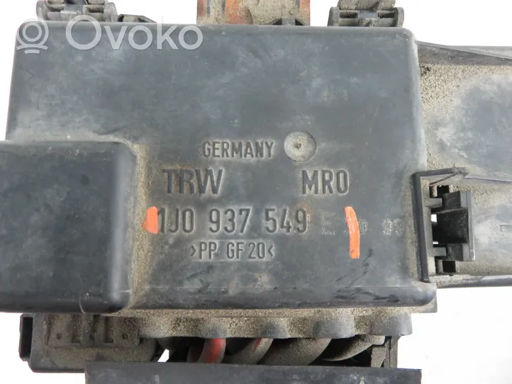 Volkswagen Golf IV Battery relay fuse 