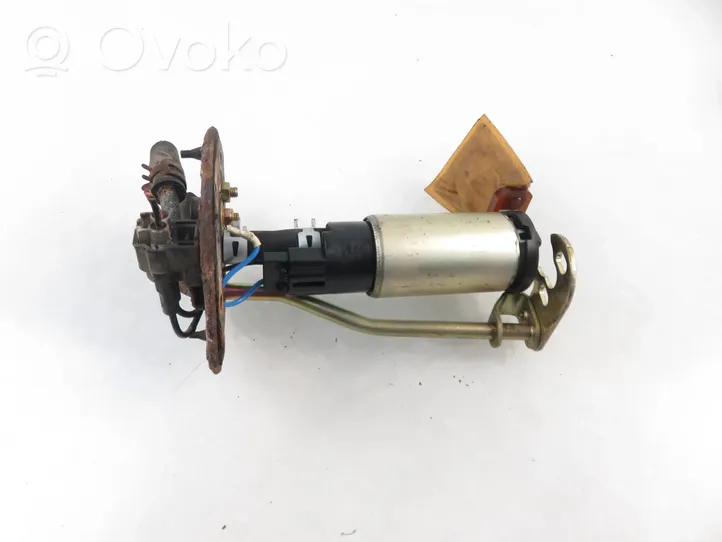 Suzuki Baleno EG Pompe à carburant 