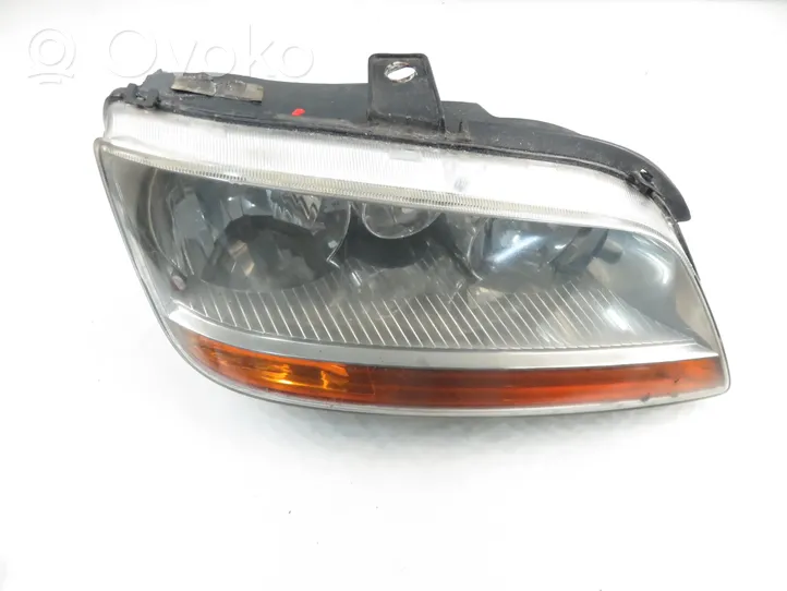 Fiat Idea Lampa przednia 