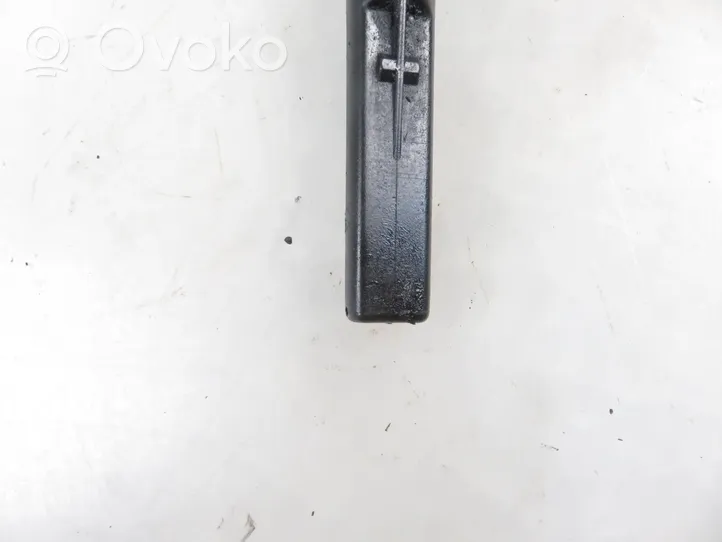 Volkswagen Polo IV 9N3 Oil level sensor 