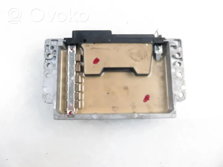 Volvo S40, V40 Calculateur moteur ECU S113727101J