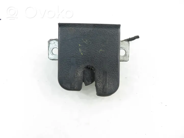 Volkswagen Polo IV 9N3 Tailgate/trunk/boot lock/catch/latch 