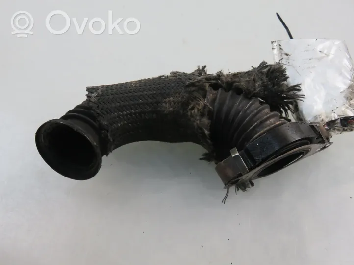 Alfa Romeo 159 Tuyau de raccordement solide EGR 