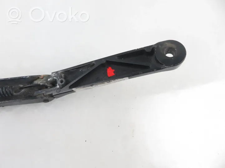 Audi A3 S3 8P Front wiper blade arm 