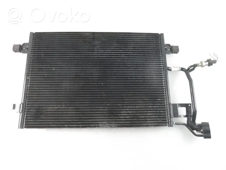 Audi A4 S4 B6 8E 8H Gaisa kondicioniera dzeses radiators 