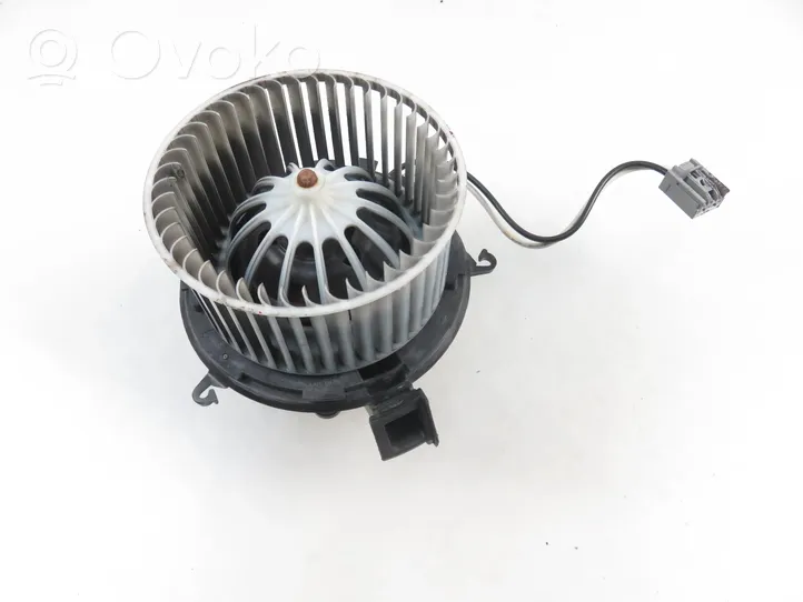 Opel Astra J Heater fan/blower 