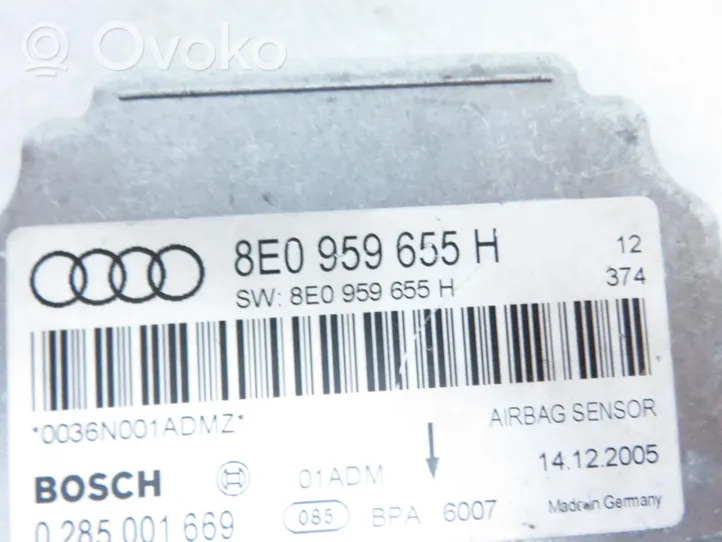 Audi A4 S4 B7 8E 8H Ohjauspyörän turvatyyny 