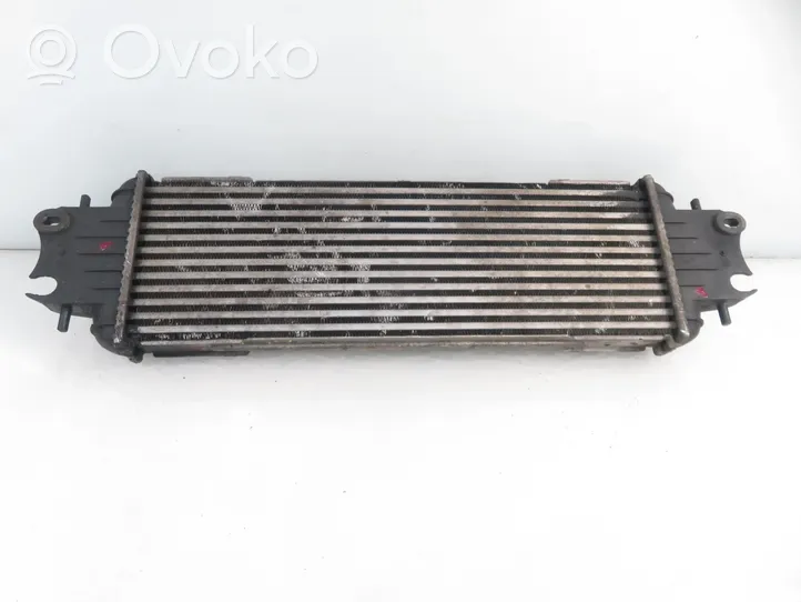 Opel Vivaro Chłodnica powietrza doładowującego / Intercooler 91166035