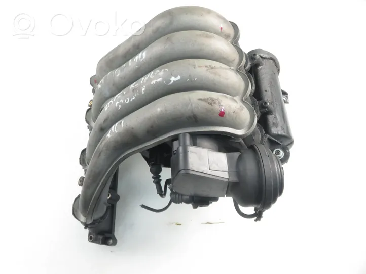 Audi A3 S3 8P Intake manifold 032031