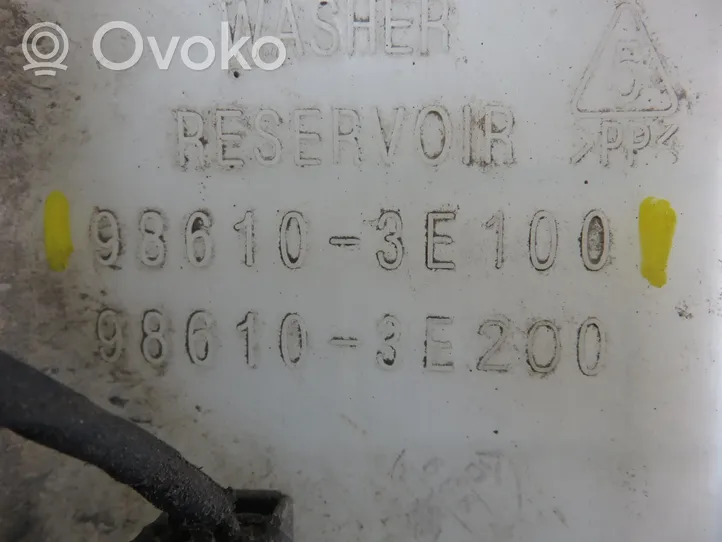 KIA Sorento Zbiornik płynu do spryskiwaczy szyby przedniej / czołowej 985103E000