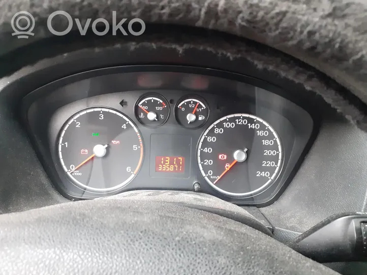 Ford Focus Speedometer (instrument cluster) 