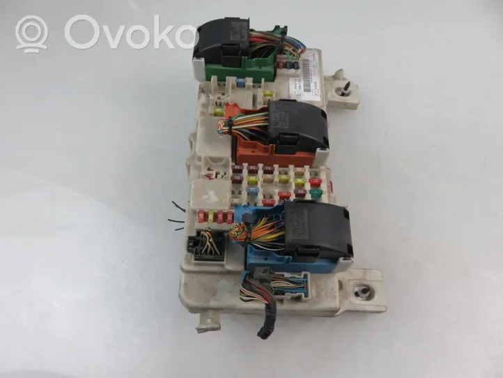 Ford C-MAX I Central body control module 