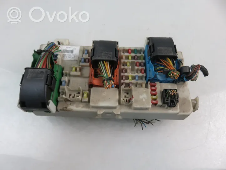 Ford C-MAX I Central body control module 