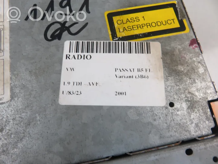 Volkswagen PASSAT B5.5 Radio/CD/DVD/GPS-pääyksikkö 
