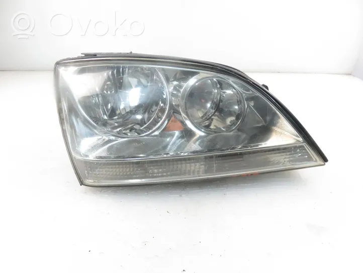 KIA Sorento Lampa przednia 