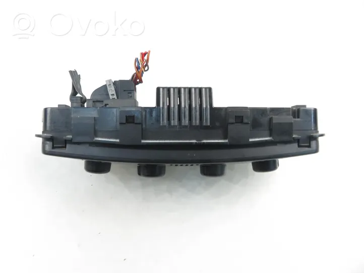 Mercedes-Benz C AMG W203 Interior fan control switch 9140010497