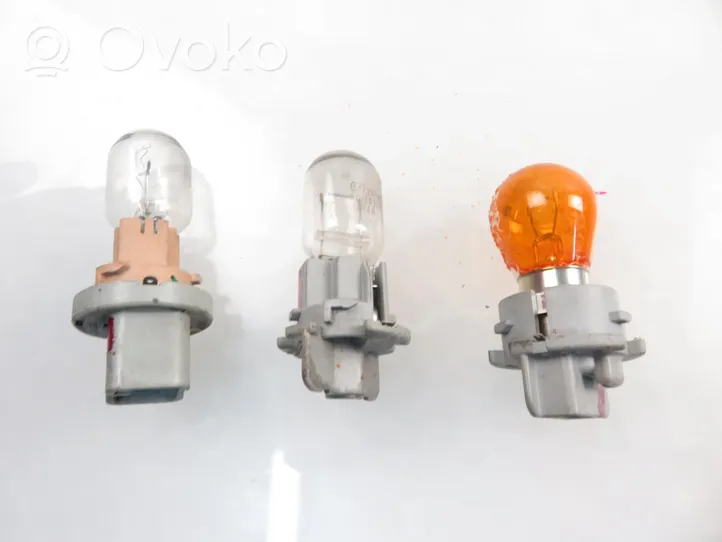 Toyota Yaris Wkład lampy tylnej 