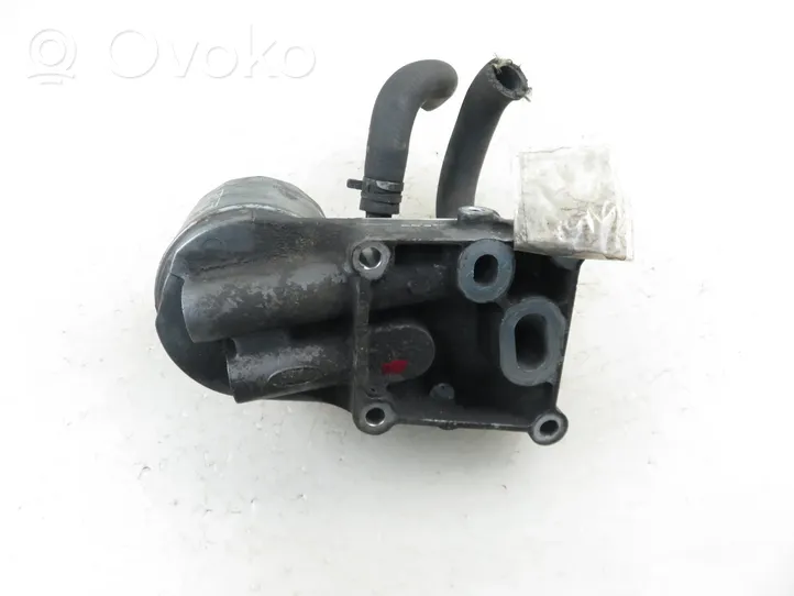 Ford Focus Mocowanie / uchwyt filtra oleju YS6Q6L686AB